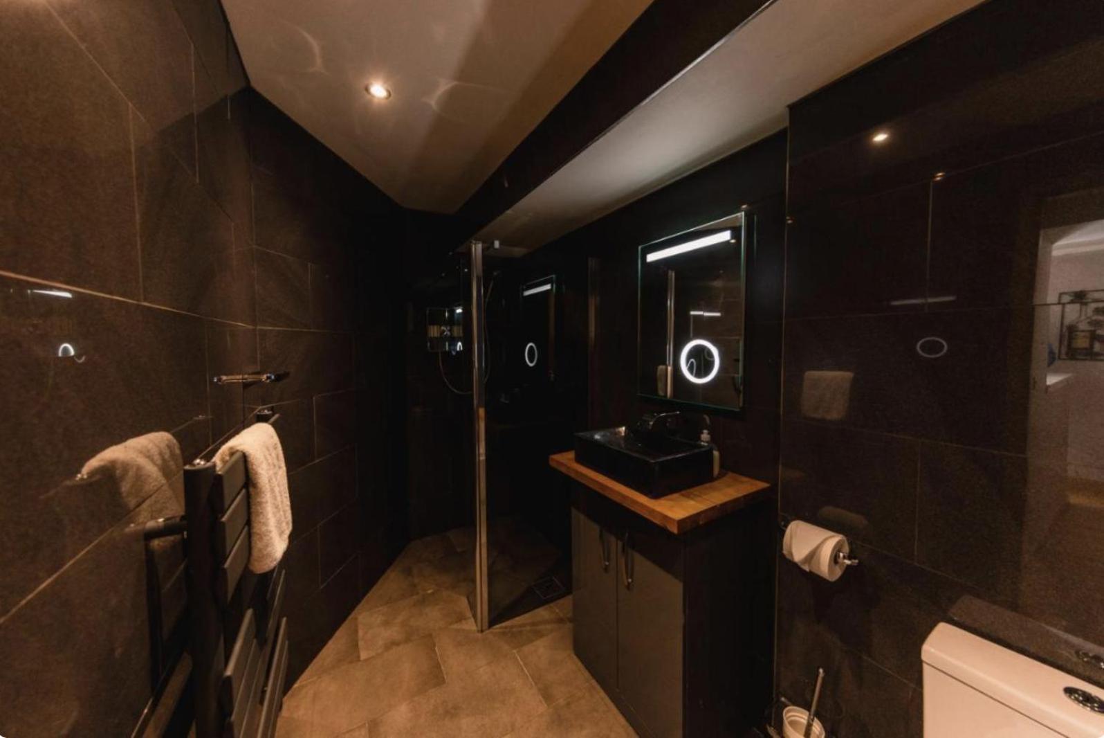 Superb Luxury By Canal - Central Édimbourg